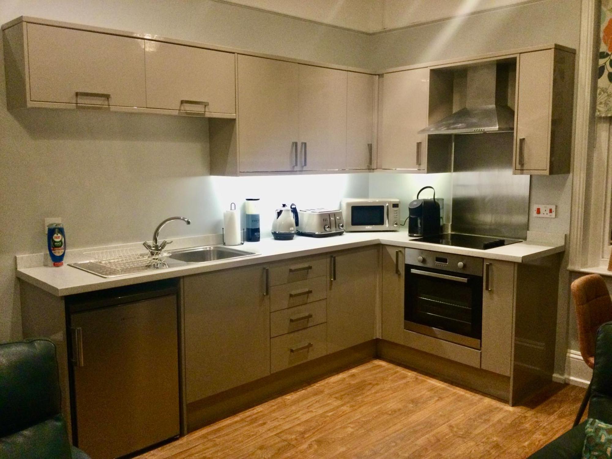 Stylish Flat In Yeovil Somerset Exterior foto
